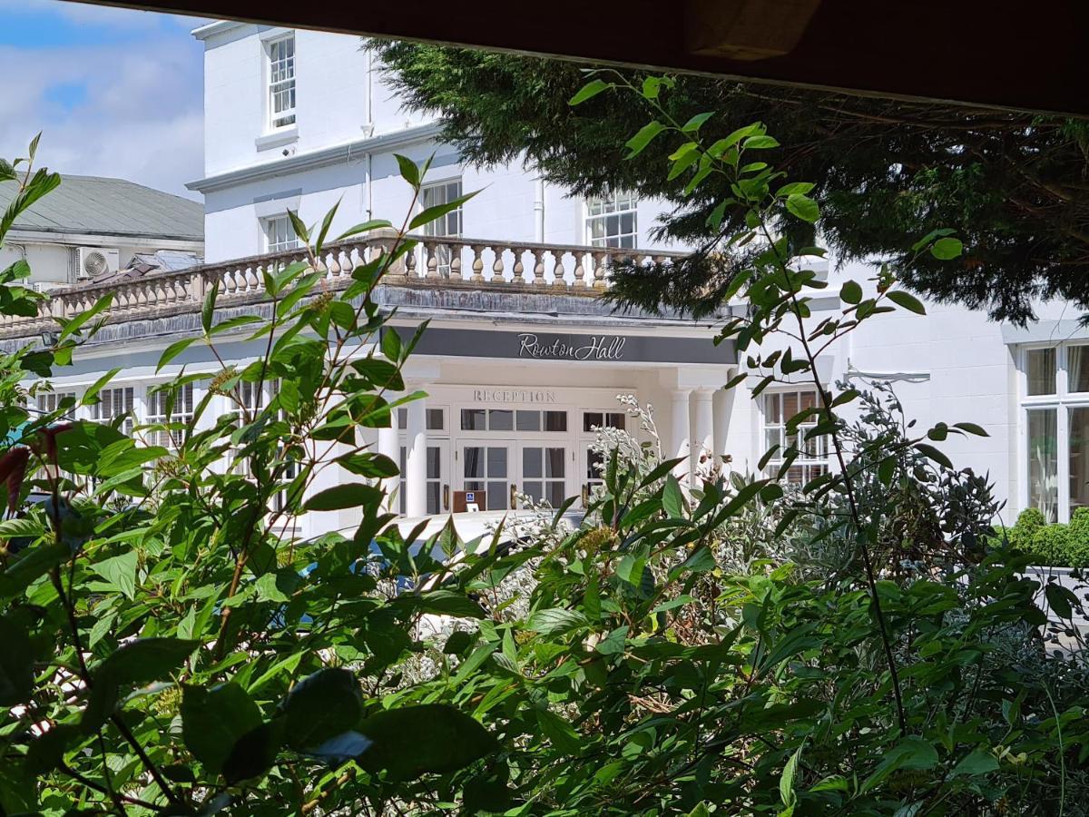 Rowton Hall Hotel And Spa เชสเตอร์ ภายนอก รูปภาพ