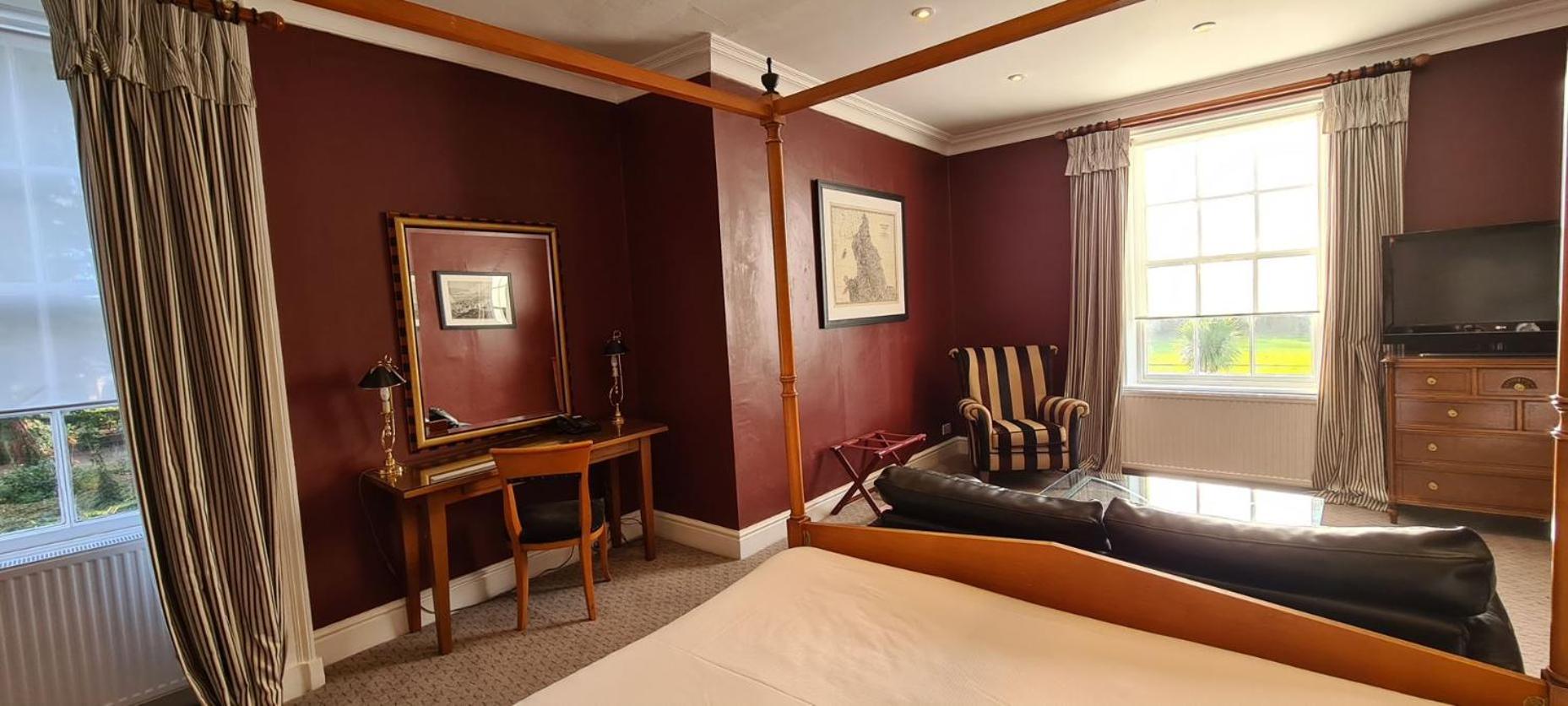 Rowton Hall Hotel And Spa เชสเตอร์ ภายนอก รูปภาพ
