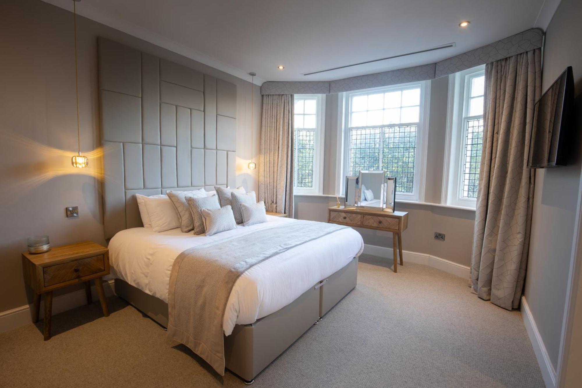 Rowton Hall Hotel And Spa เชสเตอร์ ภายนอก รูปภาพ