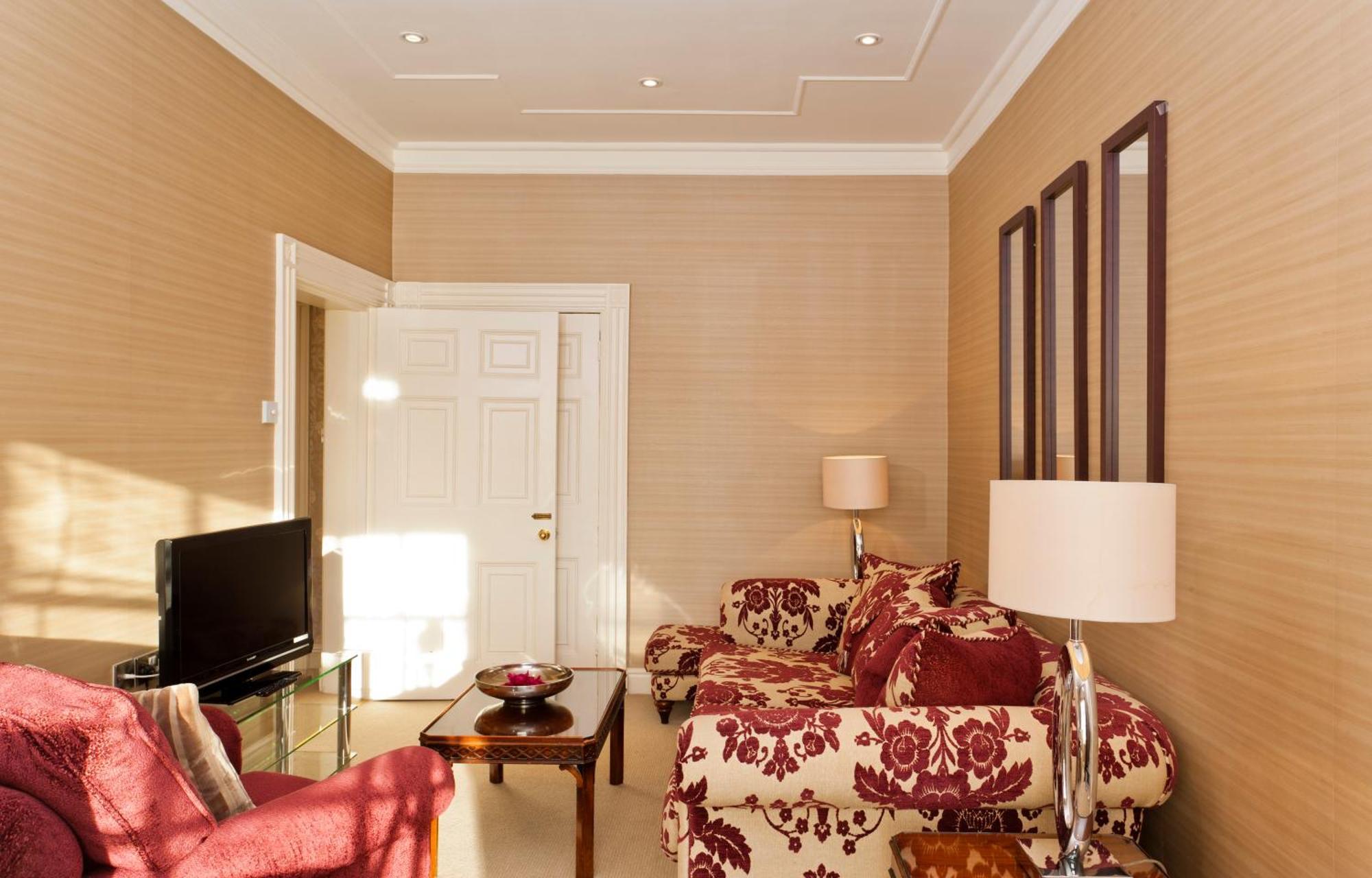 Rowton Hall Hotel And Spa เชสเตอร์ ภายนอก รูปภาพ